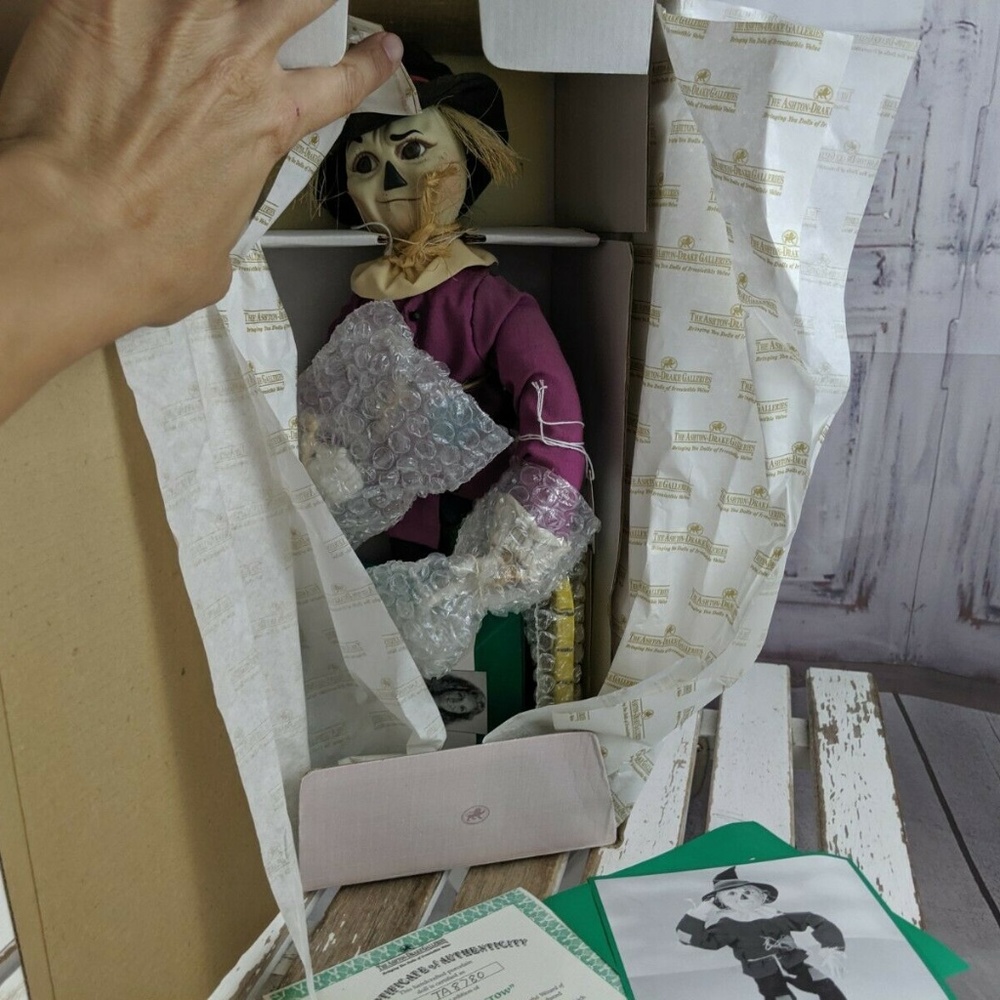 ashton drake doll wizard‎ of oz movie NEW scarecrow